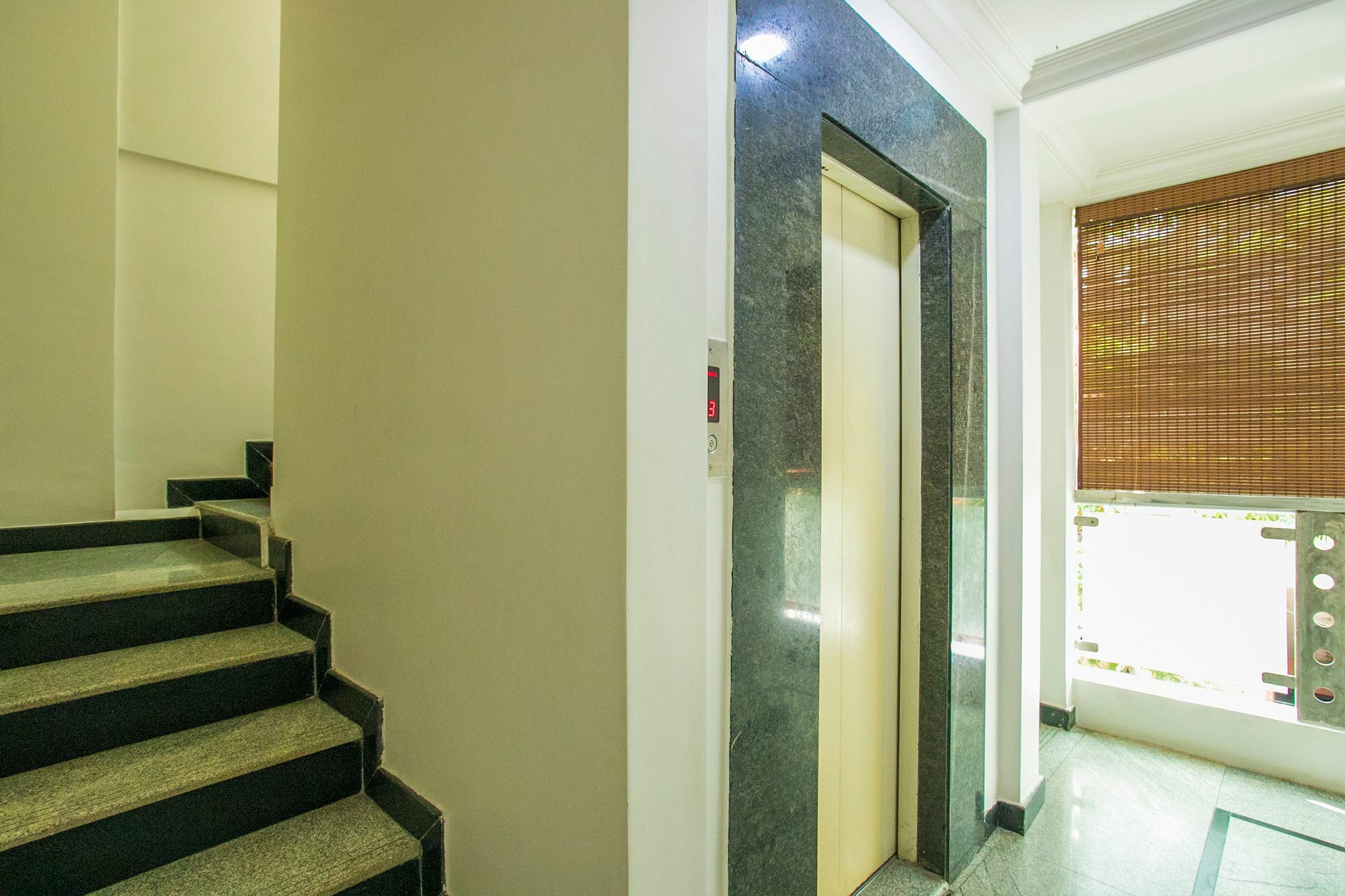 Flagship Malnad Residency Near Bengaluru Palace Exterior photo