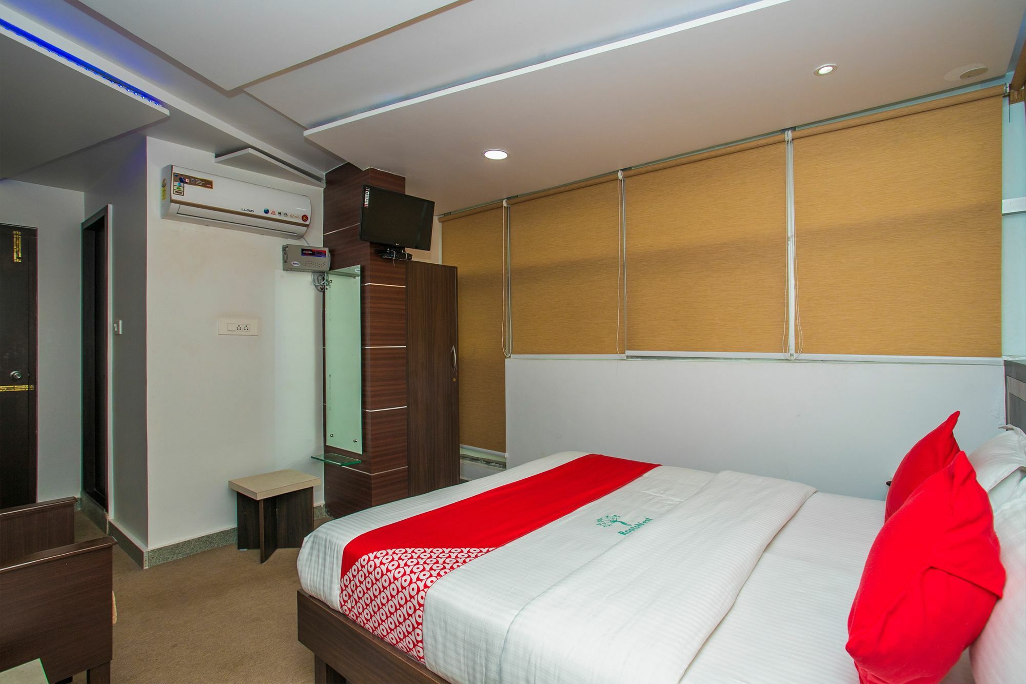 Flagship Malnad Residency Near Bengaluru Palace Exterior photo